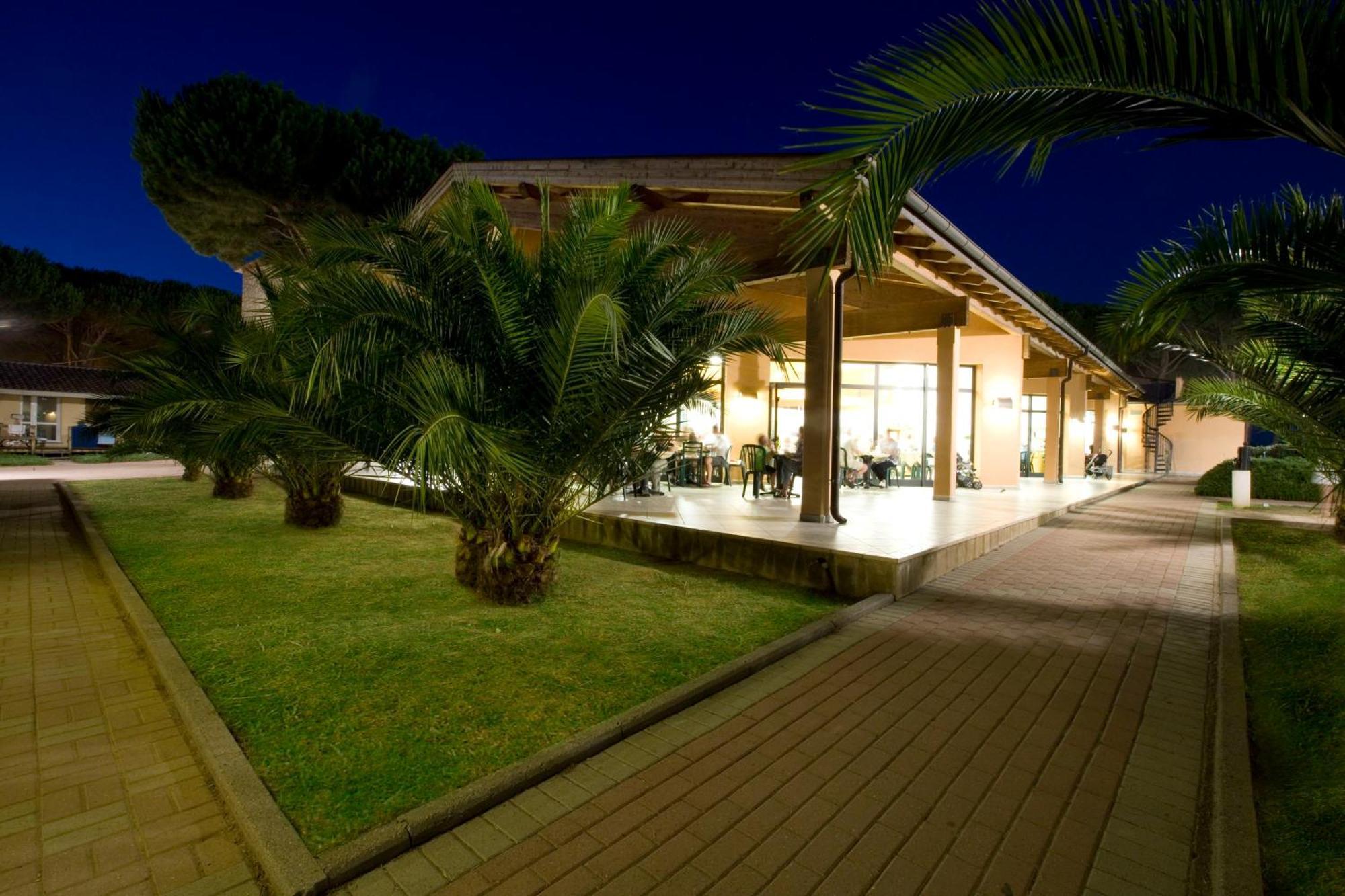 Aparthotel Golfo Di Maremma Village Albinia
