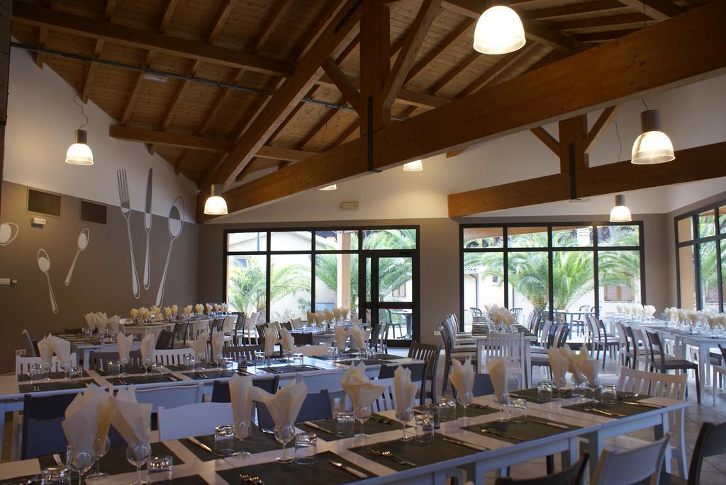 Aparthotel Golfo Di Maremma Village